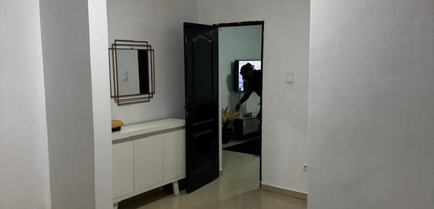 A vendre une magnifique Villa R+2  à SAly Carrefour – Piscine, Jardin & Studios