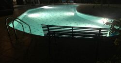 A vendre une magnifique Villa R+2  à SAly Carrefour – Piscine, Jardin & Studios